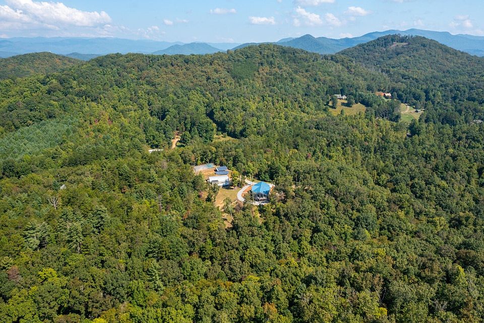 1958 Greasy Creek Rd, Brasstown, NC 28902 Zillow