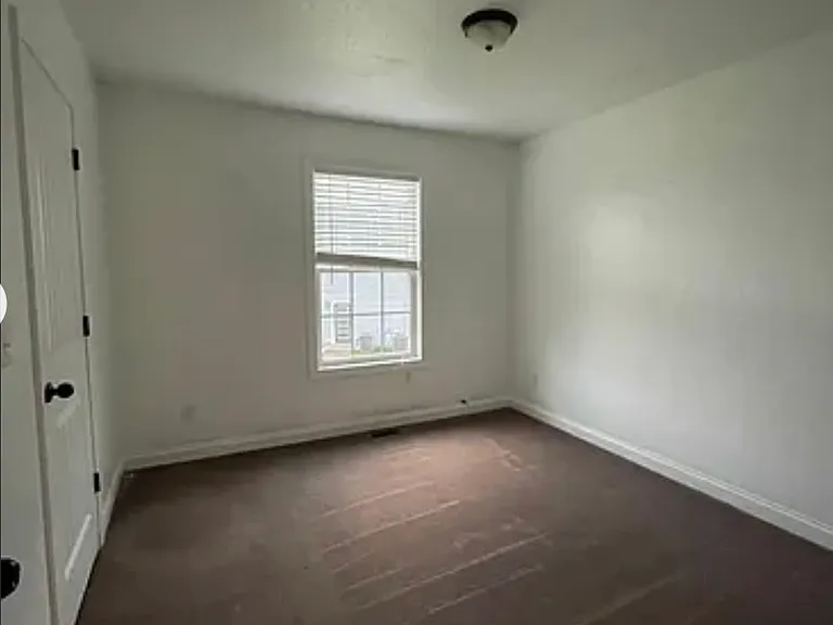 1051 Bratton Br #20 — Photo 5