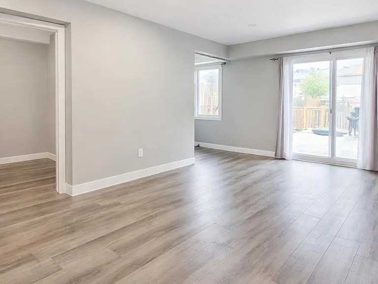 2053 Lanark Ct — Photo 4