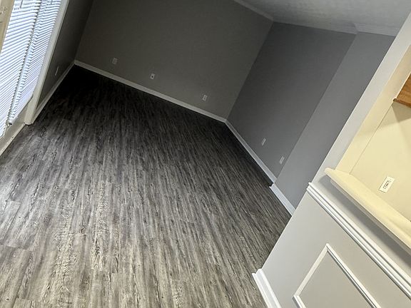 4th image of 1656 Foxhaven Dr #67