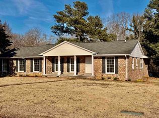 214 Roxie Dr, Florence, AL 35633