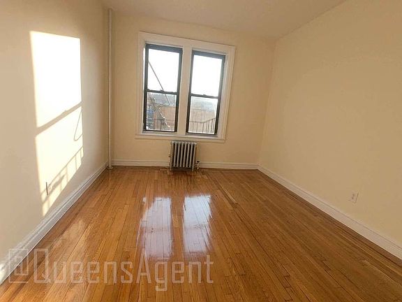 4th image of 60-15 Woodside Ave #22