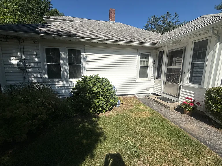 24 Fairfax St — Photo 19