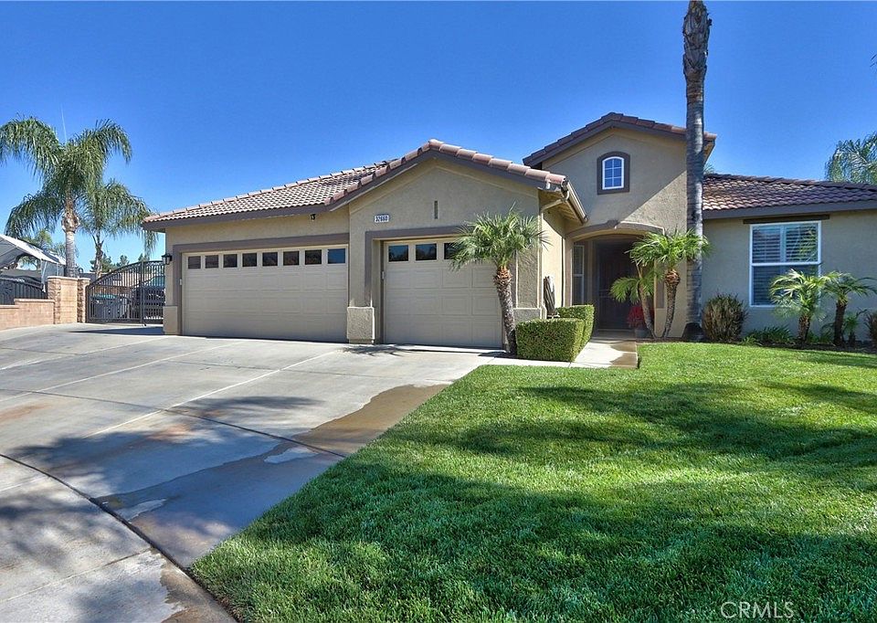 1st image of 32660 Cullen Ct