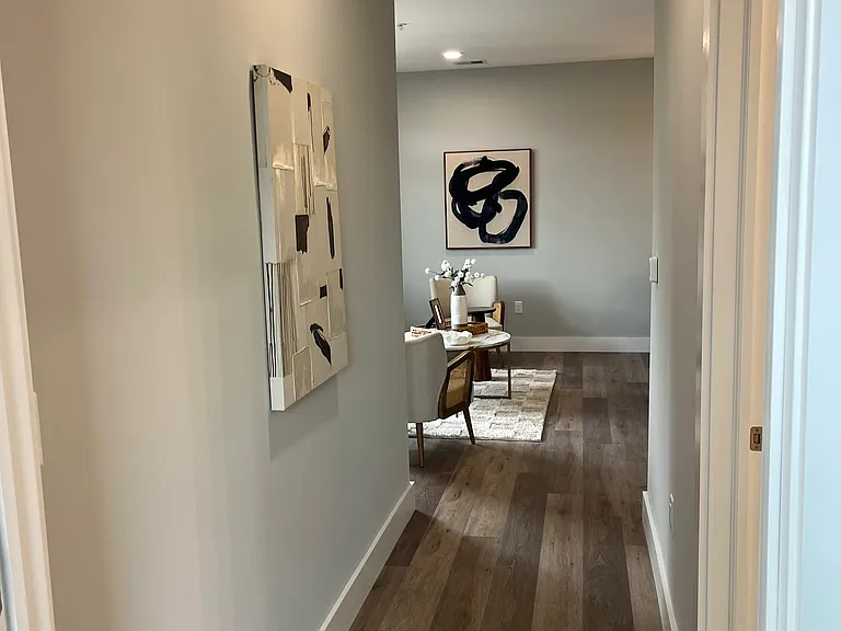 140 East 4th Ave. — Photo 9