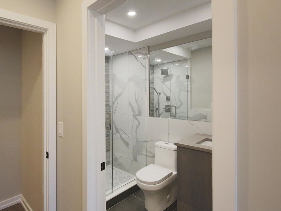 1st image of 1914 Bainbridge St #B