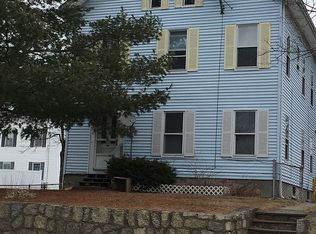 251 High St APT 1R, Cumberland, RI 02864
