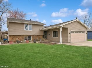 111 E Garden Ave, Palatine, IL 60067