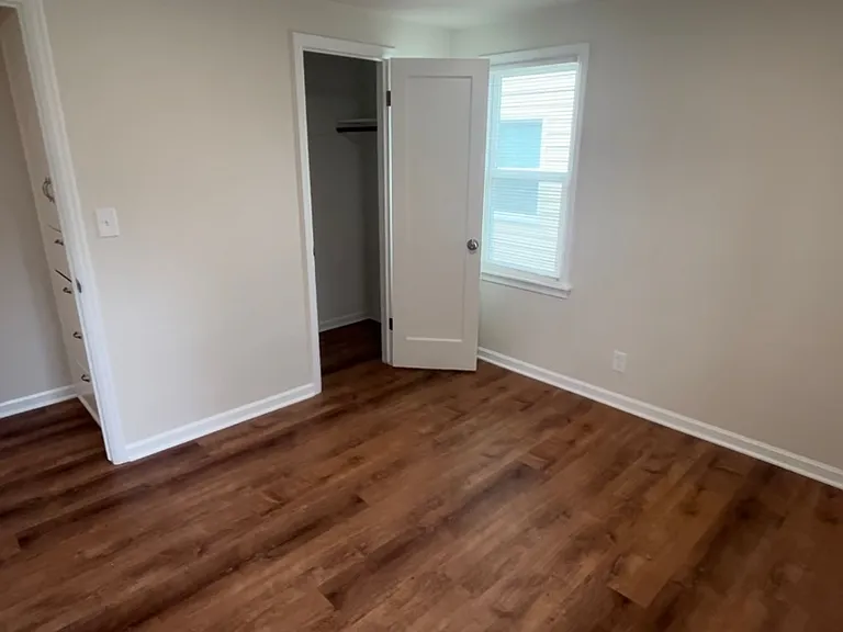 1333 E 41st Ave — Photo 10