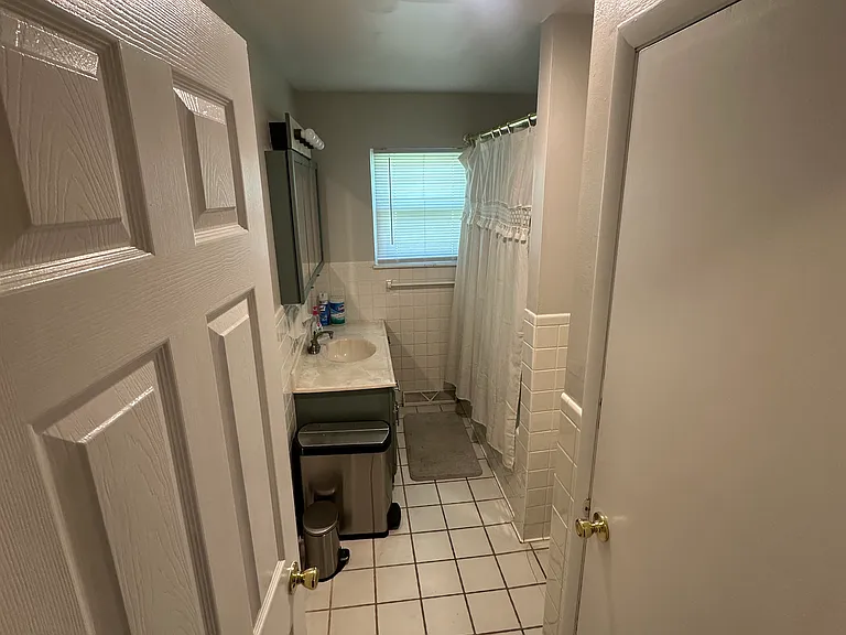 7507 Kimberly Dr — Photo 9