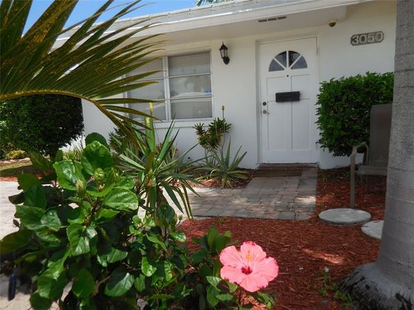 3050 NW 1st Ave