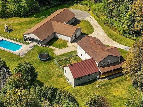 4th image of 10003 Welch District Rd