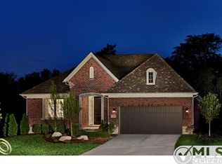 33619 Heirloom Cir, Farmington Hills, MI 48331