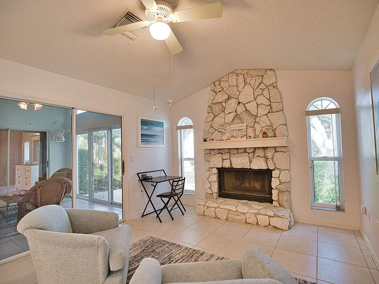 1191 Harbor Town Way — Photo 10