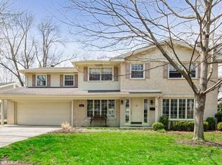 922 S Adams St, Hinsdale, IL 60521