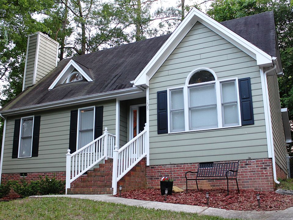 Visit www.105forestchase.com for more photos, details, & scheduling!