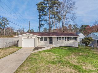 7288 Howard Cir, Jonesboro, GA 30236