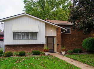 108 Derbyshire Dr, Swansea, IL