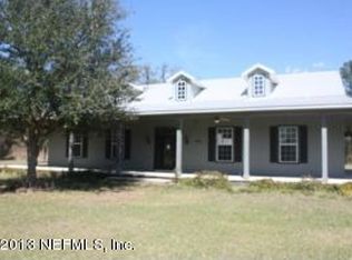 402 Palmetto Bluff Rd, Palatka, FL 32177