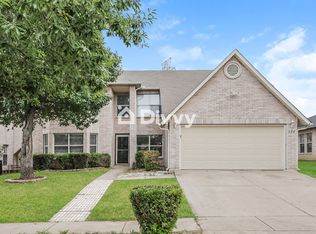 324 Kissimmee Dr, Arlington, TX 76002