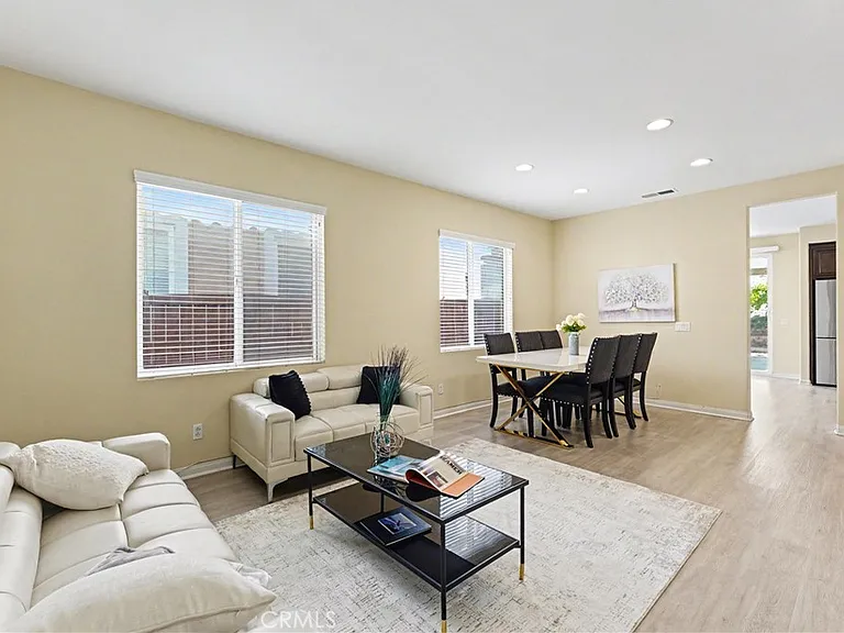 29535 Hyperion St — Photo 11