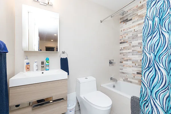 Rented by Green Leaf Management, LLC | media 12