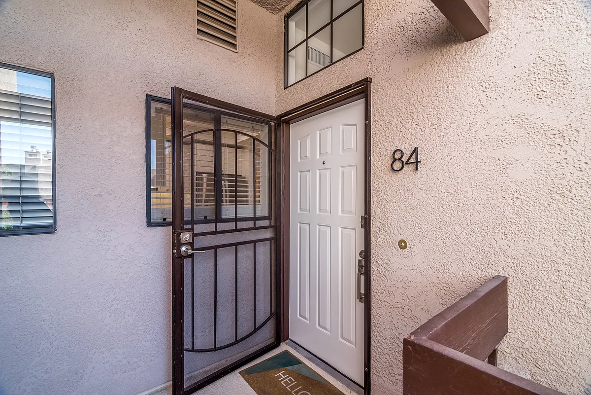 Photo 2 of 21 - 2601 S Broadmoor Dr #84 - Palm Springs, CA Building Photo - 2601 S Broadmoor Dr #84