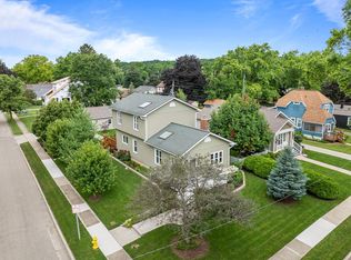 1192 Center St, Lake Geneva, WI 53147