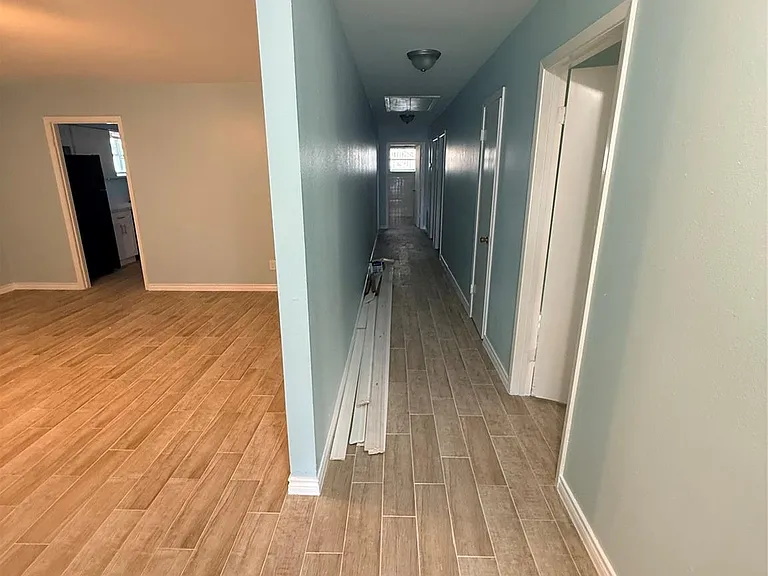 5107 Avenue Q — Photo 3
