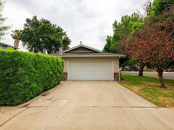 4th image of 1601 Wolverine Way
