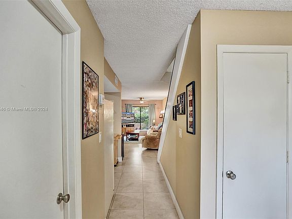 4th image of 8692 NW 40th St #8692