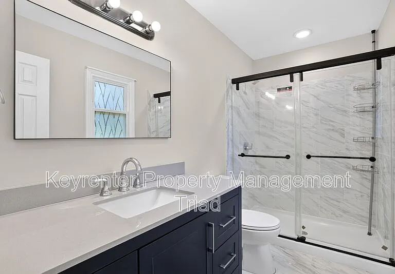 5108 Lakeshore Ct — Photo 7