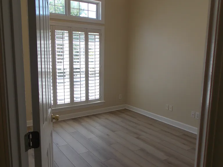 1179 N Blackmoor Dr — Photo 5