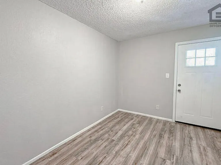 1765 E Pepper Cir — Photo 25