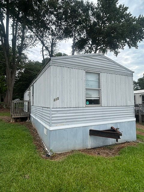 1st image of 315 Judith Ln
