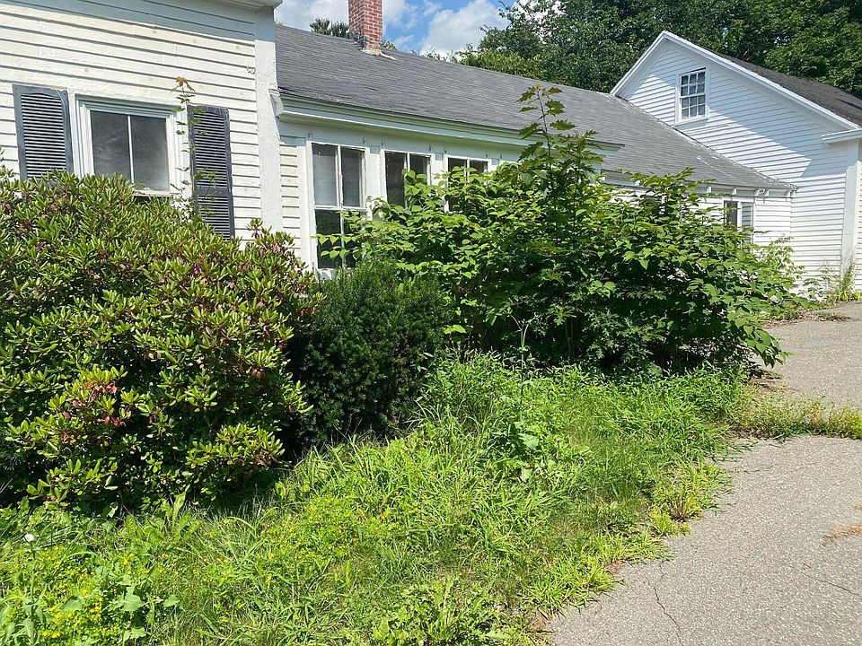 57 Pleasant Street, Dexter, ME 04930 Zillow