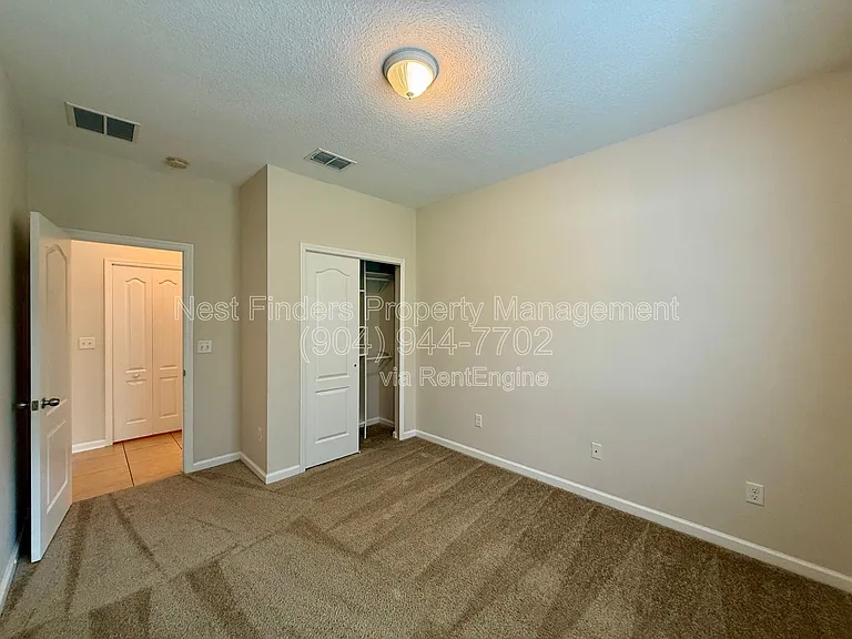 145 Woodfield Ln — Photo 18