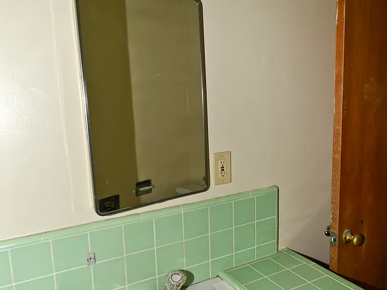 8167 Mountain View Ave #E — Photo 18