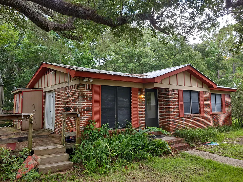 5816 Shady Bayou Ln