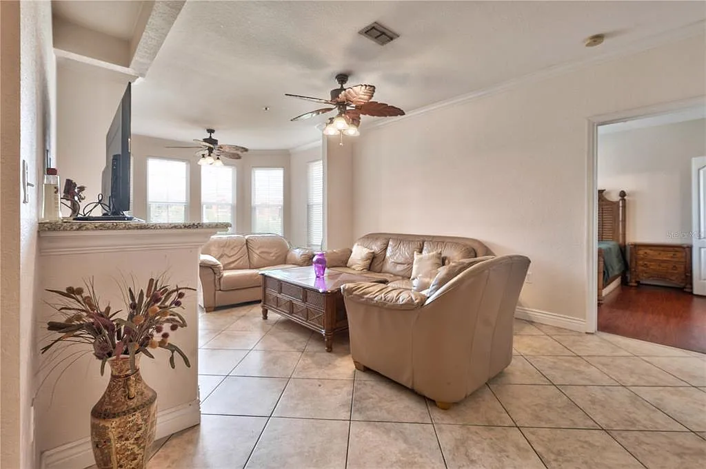 2 bed, 2.0 bath, 1230 sqft, $2,300 — Photo 4