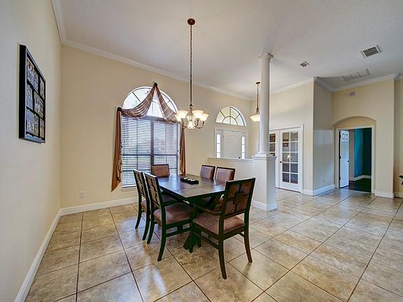5th image of 2371 Riverdale Ct