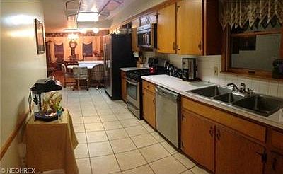 3rd image of 63 W Garwood Dr