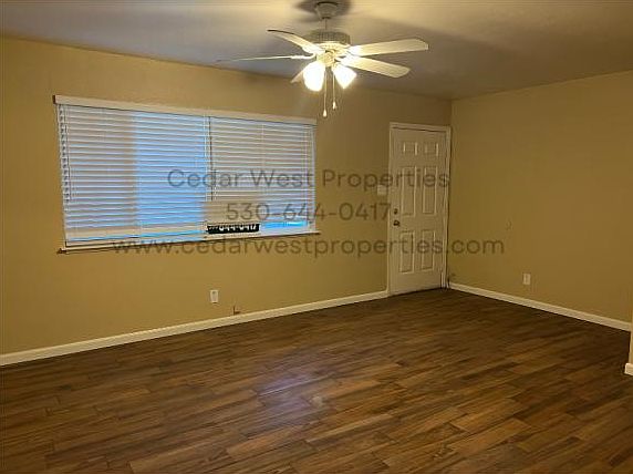 3rd image of 2793 Manor Dr