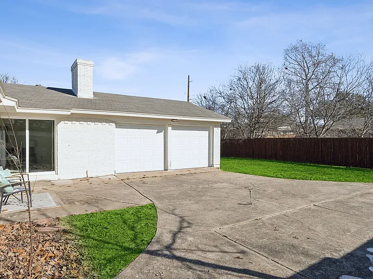 726 Snowden Dr — Photo 28