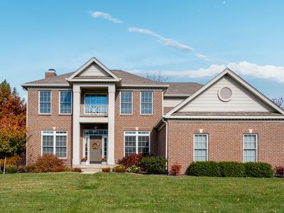 8920 Shelburne Way, Zionsville, IN, 46077