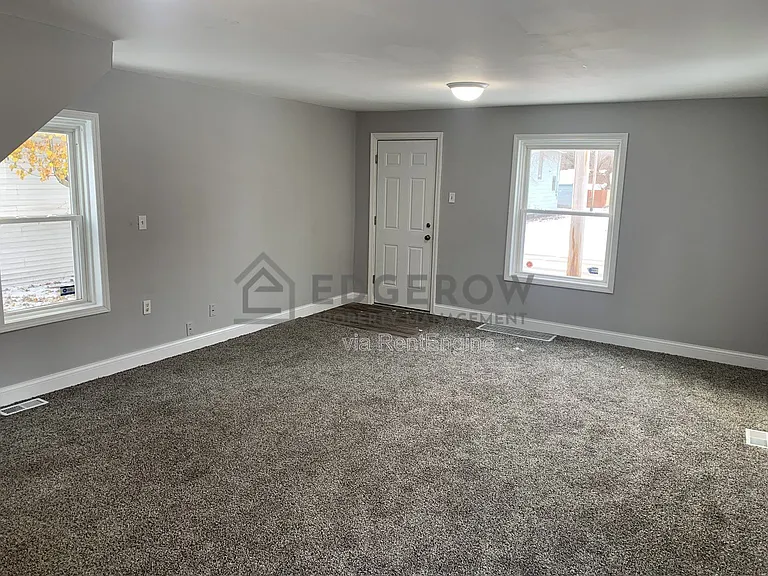 1644 Beidler St — Photo 4