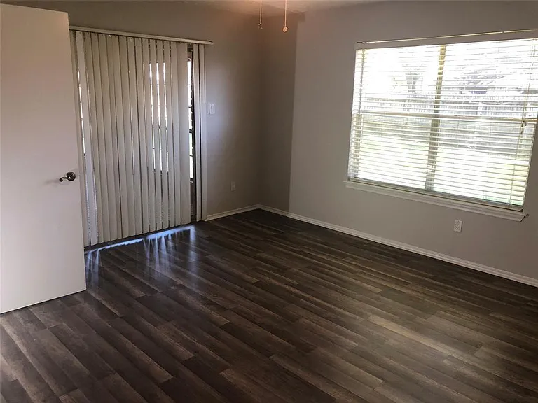 14714 Windfern Forest Dr — Photo 10