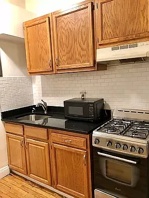 Rented by Oxford Property Group | media 48