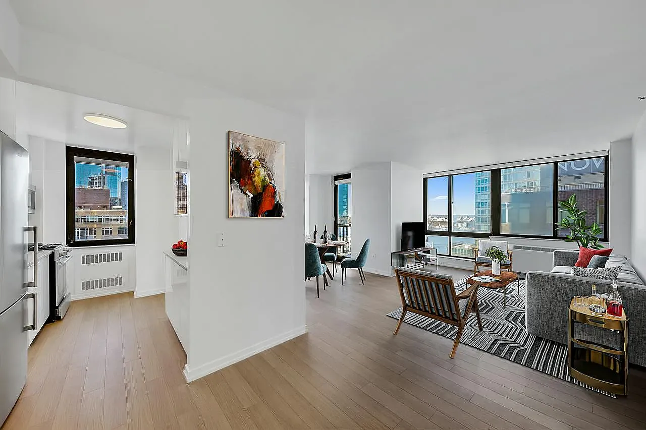 75 W End Ave — Photo 1