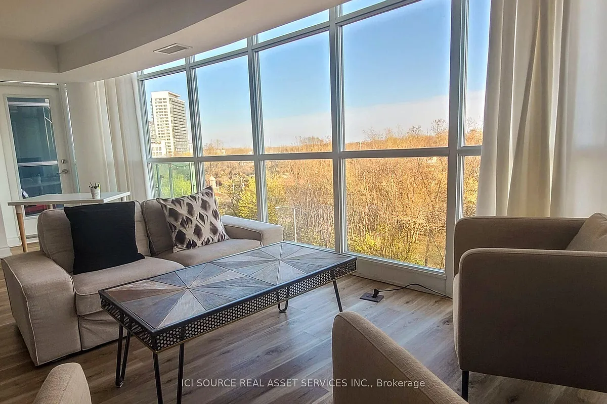 Building Photo - 219 Fort York Blvd #611